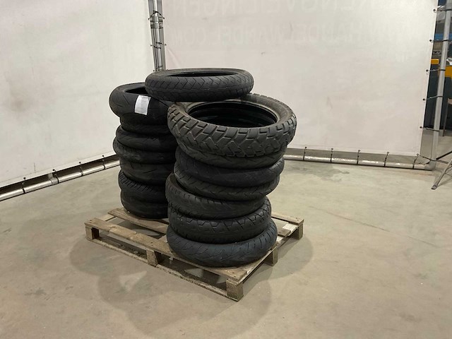 Partij motor banden - afbeelding 4 van  11