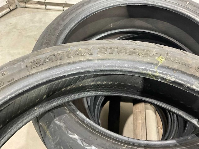 Partij motor banden - afbeelding 6 van  11