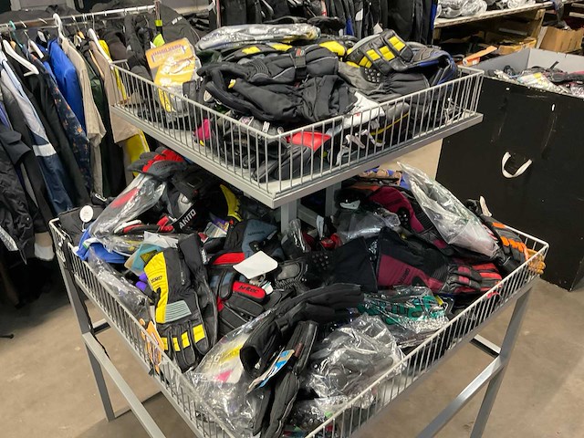 Partij motorhandschoenen - afbeelding 5 van  8