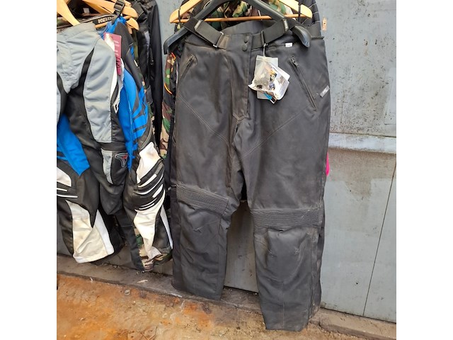 Partij motorkleding - afbeelding 3 van  9