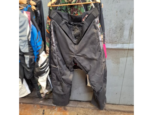 Partij motorkleding - afbeelding 4 van  9