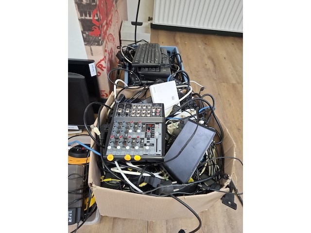 Partij multimedia - afbeelding 2 van  13