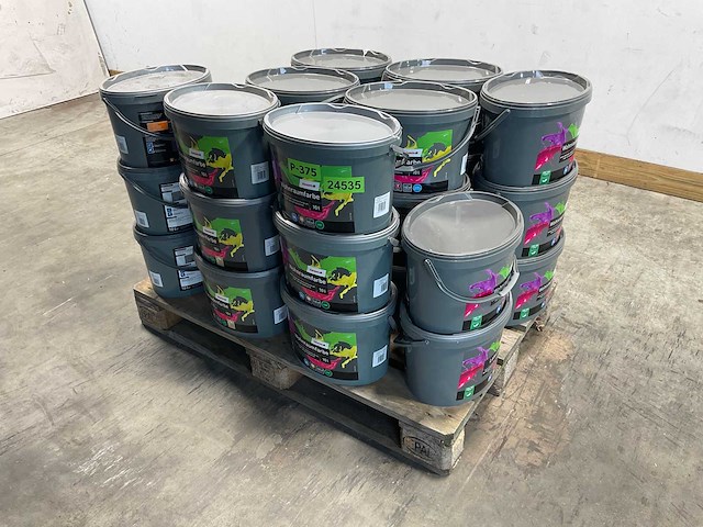 Partij muur-, gevel- en latexverf 10l - 28 emmers - afbeelding 1 van  11