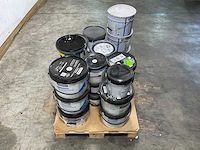 Partij muur-, plafond-, gevelverf en primer - afbeelding 10 van  13