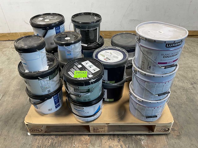 Partij muur-, plafond-, gevelverf en primer - afbeelding 12 van  13