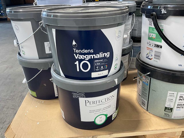 Partij muur-, plafond-, gevelverf en primer - afbeelding 8 van  13