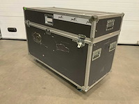 Partij muurbeugels in flightcase - afbeelding 8 van  8