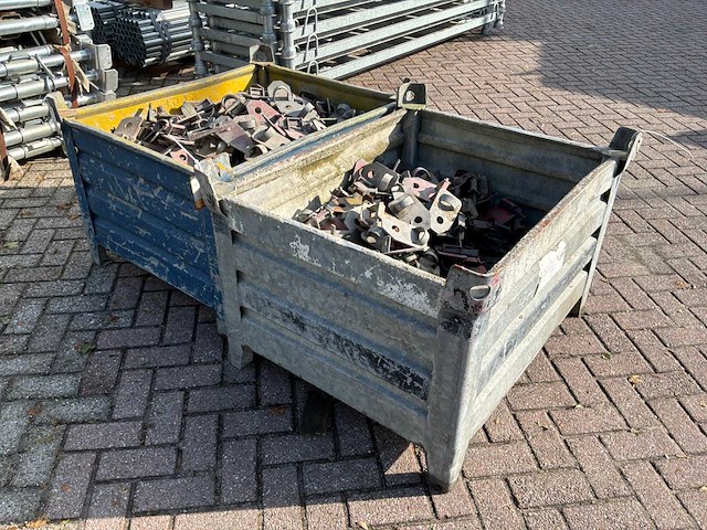Partij muurplaten met spie - afbeelding 1 van  5