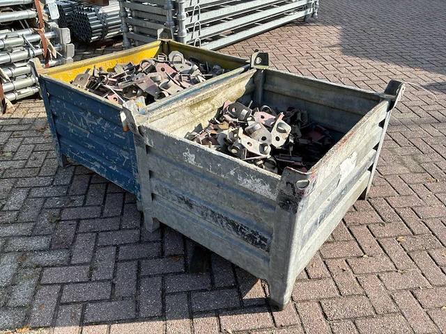 Partij muurplaten met spie - afbeelding 1 van  5