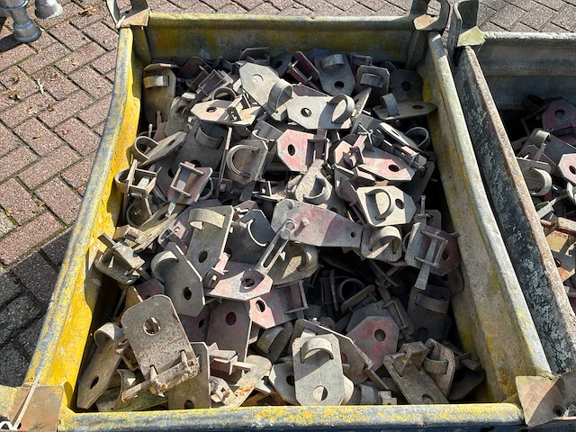 Partij muurplaten met spie - afbeelding 3 van  5