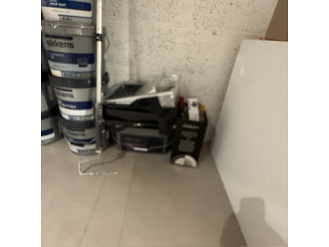 Partij muurverf en diverse toebehoren sikkens en veveo, alphatex en projecttex - afbeelding 4 van  4