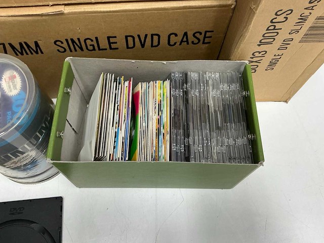 Partij muziek cd’s en films - afbeelding 6 van  8
