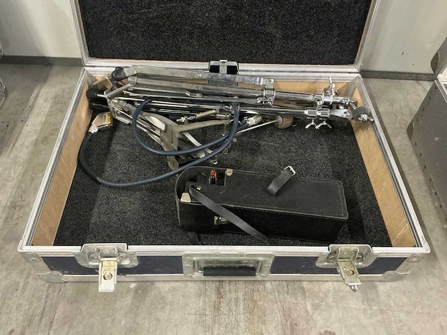 Partij muziekapparatuur - afbeelding 5 van  9