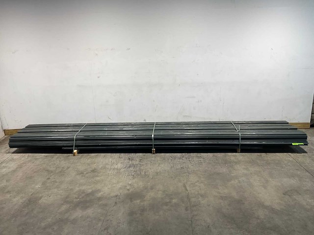 Partij naaldhout thermo rabat halfhouts groen - 360-540x18,5x1,9 cm - afbeelding 2 van  6