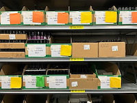 Partij nagellak en diversen - afbeelding 8 van  22