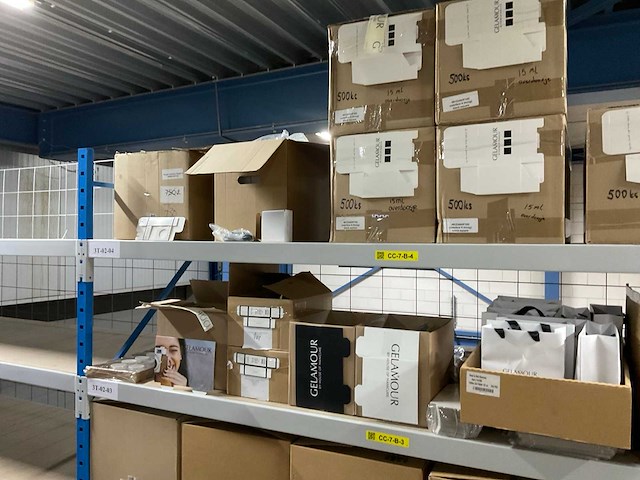 Partij nagelproducten en divers - afbeelding 3 van  6