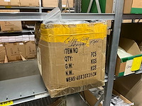 Partij nagelproducten - afbeelding 10 van  13