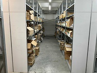 Partij nagelproducten - afbeelding 1 van  27