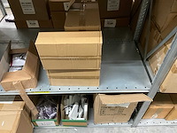 Partij nagelproducten - afbeelding 23 van  27