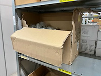 Partij nagelproducten - afbeelding 24 van  27