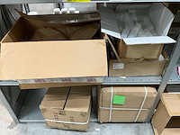 Partij nagelproducten - afbeelding 25 van  27