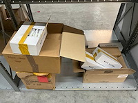 Partij nagelproducten - afbeelding 26 van  27