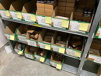 Partij nagelproducten - afbeelding 10 van  18