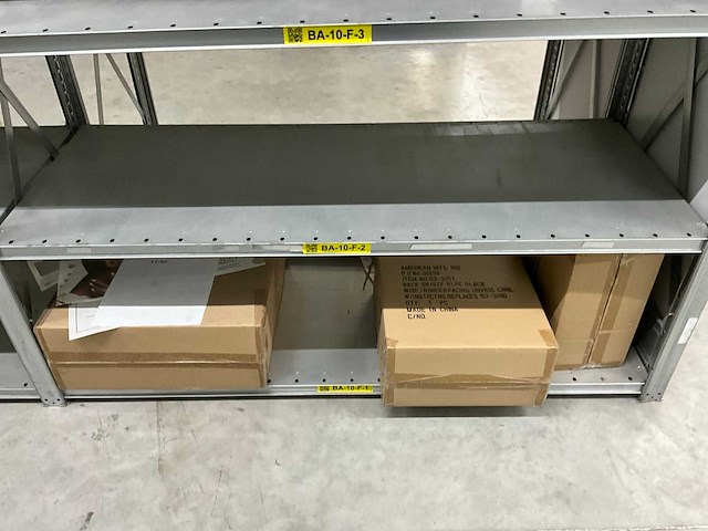 Partij nagelproducten - afbeelding 11 van  18