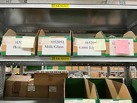 Partij nagelproducten - afbeelding 14 van  18