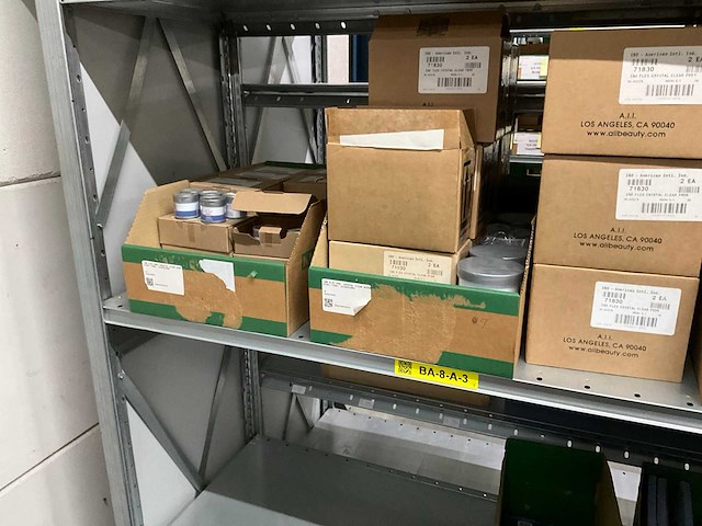 Partij nagelproducten - afbeelding 6 van  23