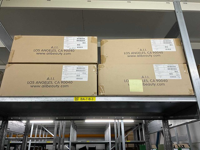 Partij nagelproducten - afbeelding 11 van  23