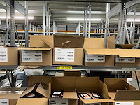 Partij nagelproducten - afbeelding 14 van  23