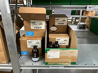 Partij nagelproducten - afbeelding 17 van  23