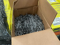 Partij nagels - afbeelding 2 van  5