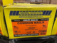 Partij nagels - afbeelding 1 van  5