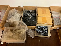 Partij nagelverzorging en wimpers - afbeelding 2 van  19