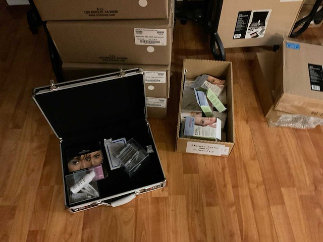 Partij nagelverzorging en wimpers - afbeelding 12 van  19