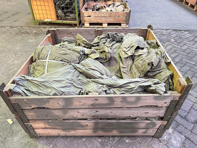 Partij nato jassen - afbeelding 1 van  3