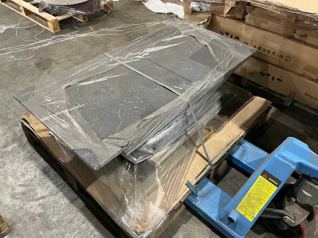 Partij natuursteen - afbeelding 3 van  6