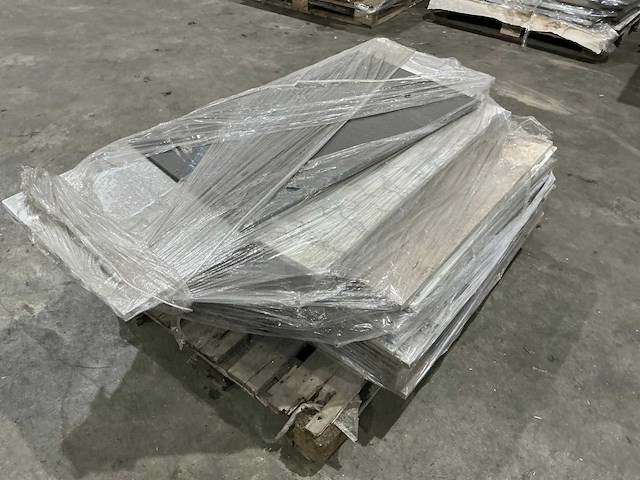 Partij natuursteen - afbeelding 2 van  7