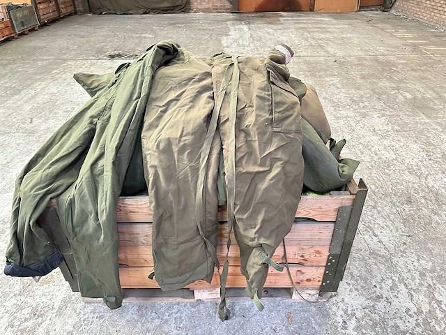 Partij nbc pakken - afbeelding 2 van  5