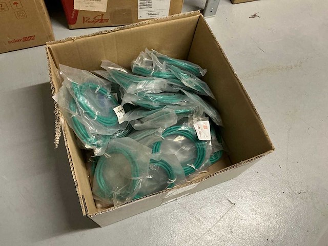 Partij netwerk patchkabels - afbeelding 1 van  4