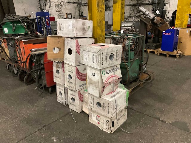 Partij netwerkkabels - afbeelding 1 van  4