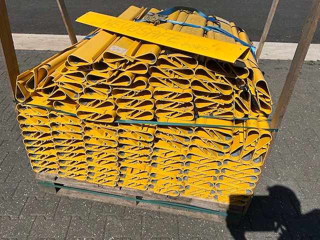 Partij nevosafe 2020 wapeningsstaal veiligheidstrips - afbeelding 2 van  2