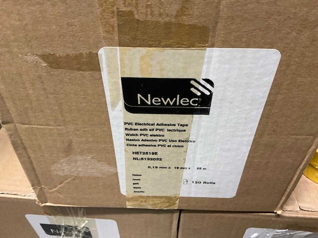 Partij newlec isolatie tape 100%pvc 0,13mm x 19mm x 25m (552x) - afbeelding 4 van  4