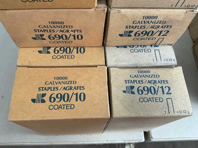 Partij nieten - afbeelding 3 van  4