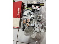 Partij nieuwe electro onderdelen - afbeelding 2 van  6