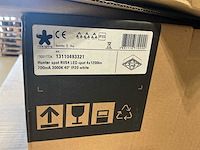 Partij nieuwe professionele led-verlichtingsarmaturen van diverse a-merken, waaronder intra lighting, grok (leds c4) en luce (30x) - afbeelding 9 van  22