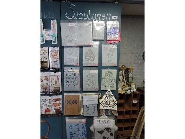 Partij nieuwe sjablonen - afbeelding 1 van  4