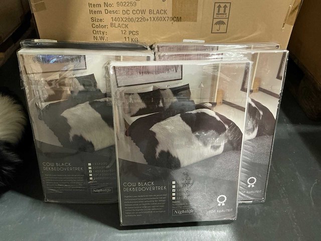 Partij nightlife concept cow black dekbedovertrekken (36x) - afbeelding 1 van  5